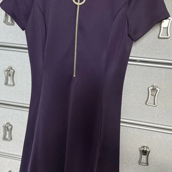 💜 DKNY💜 Fit and Flare Plum Dress size 4 - Picture 10 of 10